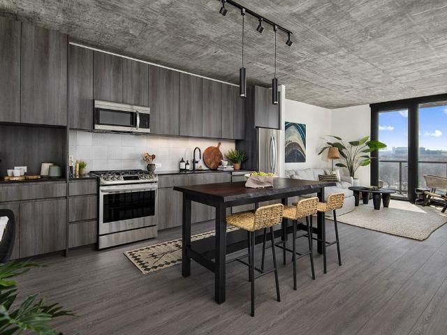 1 BR, 1 BA Apartment 1454 West Randolph Street Unit 0207, Chicago, IL 60607