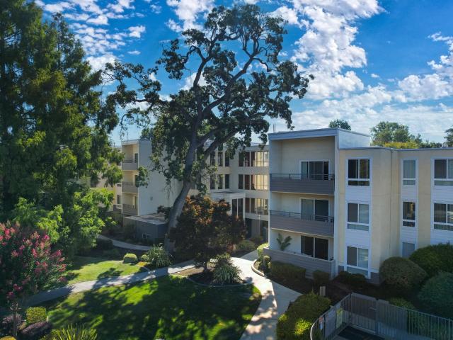 1 BR, 1 BA Apartment 1459 Creekside Drive Unit 3018, Walnut Creek, CA 94596