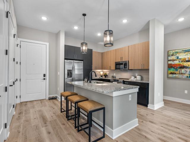 1 BR, 1 BA Apartment 146 Roberts Street Unit 625, Asheville, NC 28801
