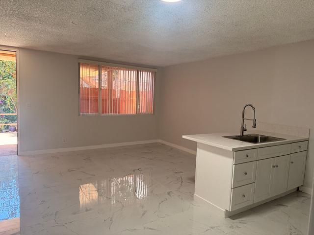 1 BR, 1 BA Apartment 14751 Titus St Panorama City, CA 91402