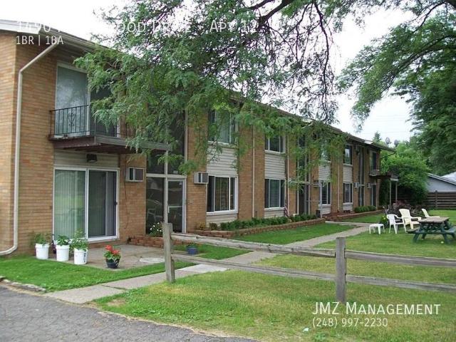 1 BR, 1 BA Apartment 1490 Nancywood Drive, Waterford, MI 48327