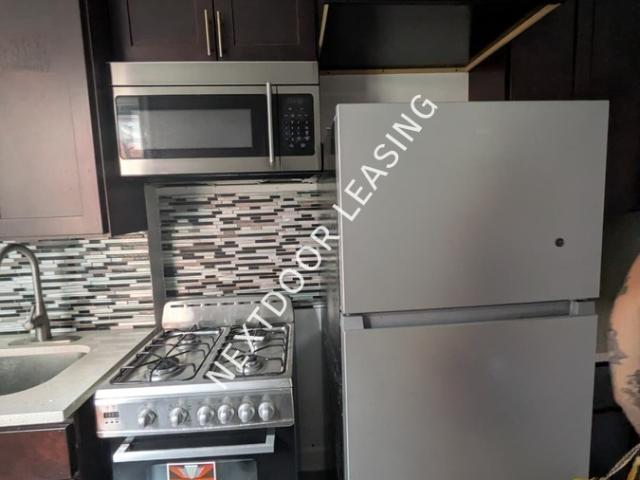 1 BR, 1 BA Apartment 149 Zabriskie St, Jersey City, NJ 07307