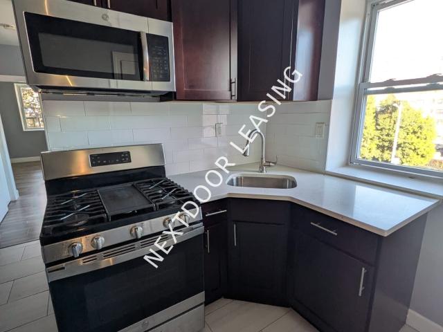 1 BR, 1 BA Apartment 153 155 Ave E, Bayonne, NJ 07002