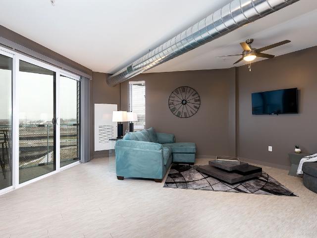 1 BR, 1 BA Apartment 1501 State St Unit 218, Bettendorf, IA 52722
