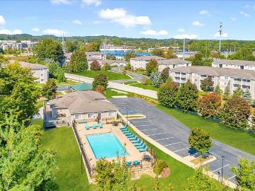 1 BR, 1 BA Apartment 15056 Elizabeth Jean Court Unit 342, Grand Haven, MI 49417