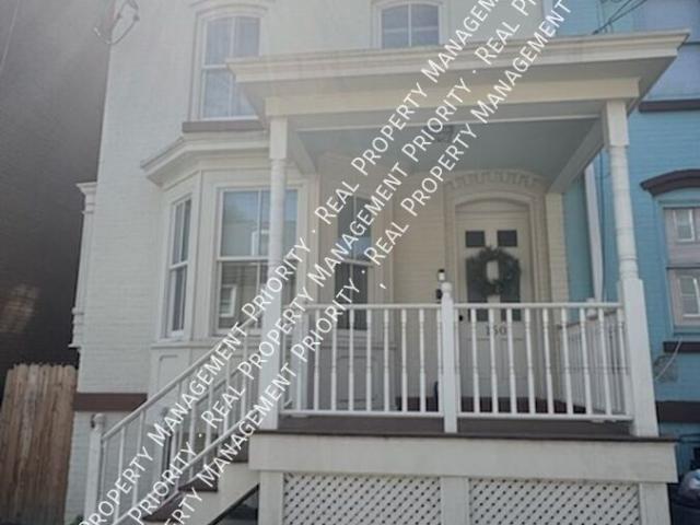 1 BR, 1 BA Apartment 150 Lander Street 1bd/1ba, Newburgh, NY 12550