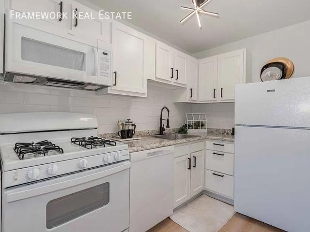 1 BR, 1 BA Apartment 1515 N Clermont St Denver, CO 80220