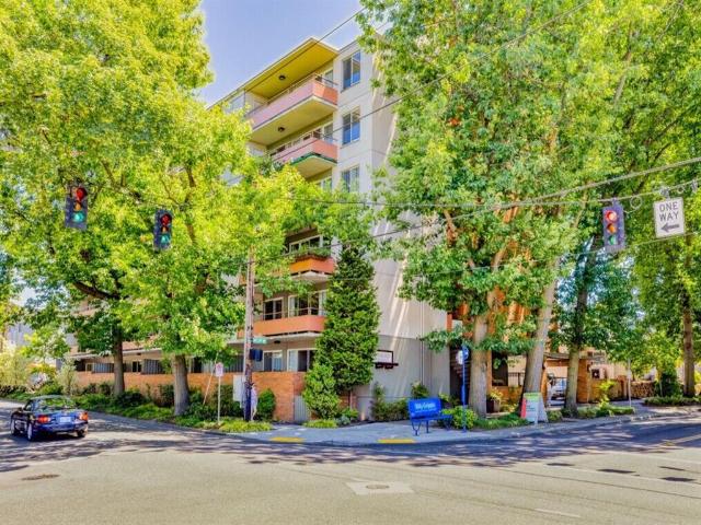 1 BR, 1 BA Apartment 1532 Northeast 21st Avenue Unit 202, Portland, OR 97232