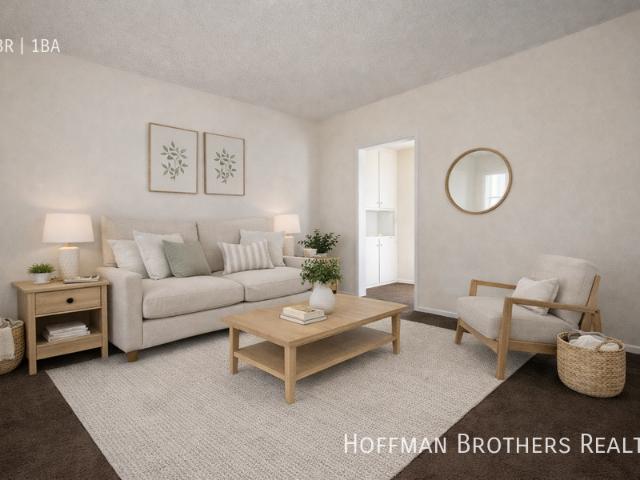 1 BR, 1 BA Apartment 1545 1549 Brockton Ave, Los Angeles, CA 90025