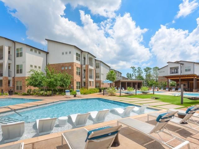 1 BR, 1 BA Apartment 15500 Middlebrook Drive Unit 02303, Houston, TX 77058