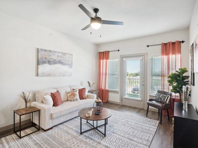 1 BR, 1 BA Apartment 1555 W Hwy 380 Unit 635, Decatur, TX 76234