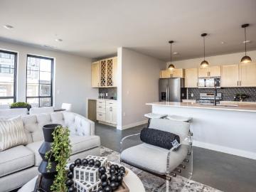 1 BR, 1 BA Apartment 155 E 4th Place Unit 151 521, Sioux Falls, SD 57103