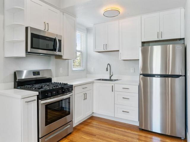 1 BR, 1 BA Apartment 159 Emerson Street, Palo Alto, CA 94301