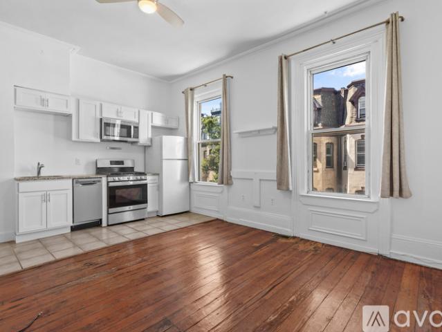 1 BR, 1 BA Apartment 159 N 21st St, Unit 2F, Philadelphia, PA 19103