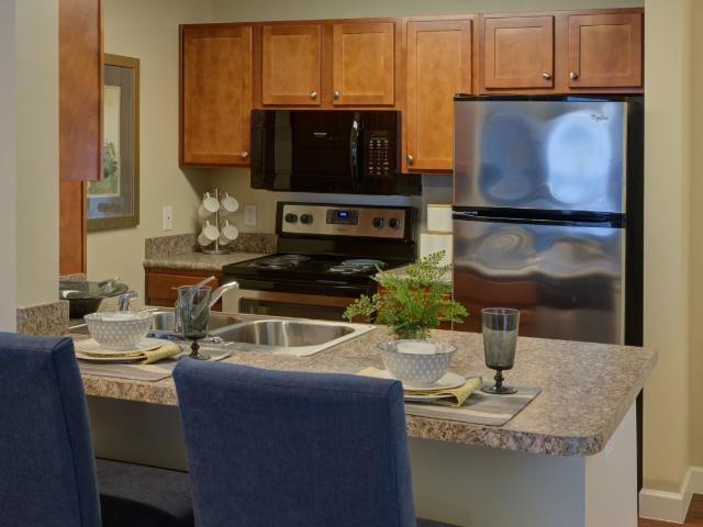 1 BR, 1 BA Apartment 15 Princeton Drive Unit 65 201, Hooksett, NH 03106