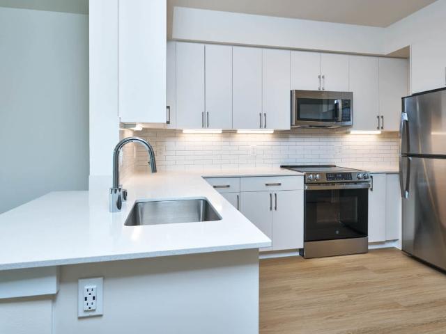1 BR, 1 BA Apartment 16015 Cleveland Street Unit 421, Redmond, WA 98052