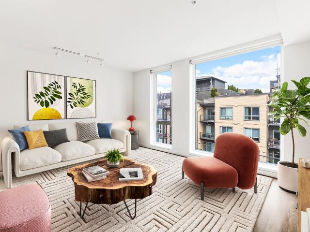 1 BR, 1 BA Apartment 1607 14th Avenue Unit 207, Seattle, WA 98122