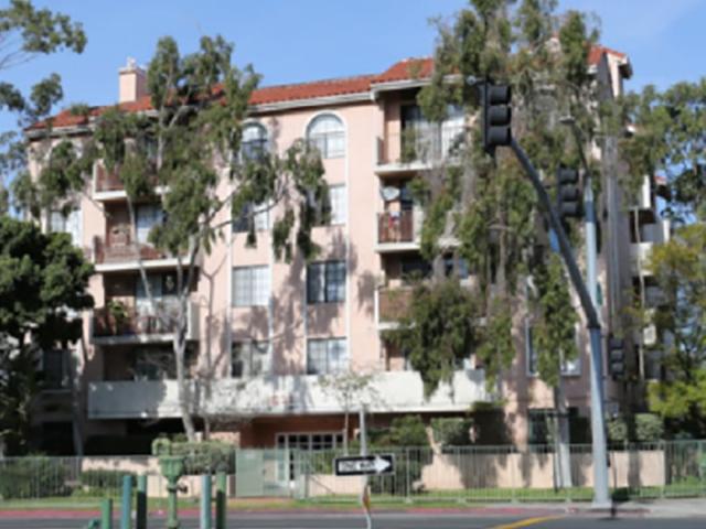1 BR, 1 BA Apartment 1621 Venice Boulevard Unit 305, Venice, CA 90291