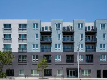 1 BR, 1 BA Apartment 1623 West Manchester Avenue, Los Angeles, CA 90047