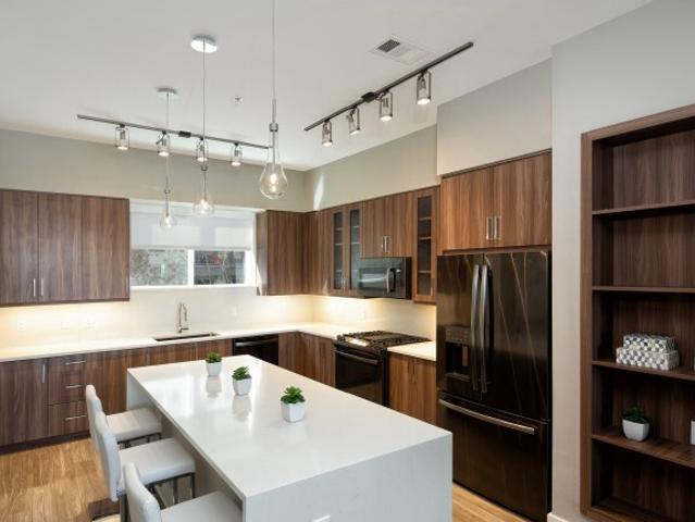 1 BR, 1 BA Apartment 1624 E Riverside Dr, Austin, TX 78741