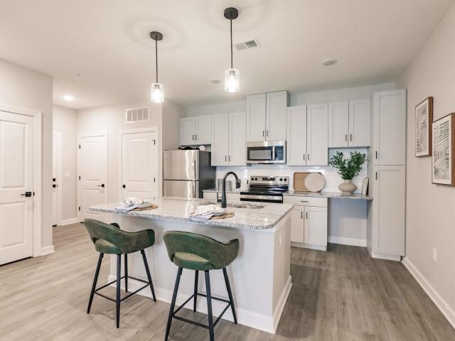 1 BR, 1 BA Apartment 16325 Franklin Ave Unit 12 12102, Port Charlotte, FL 33953