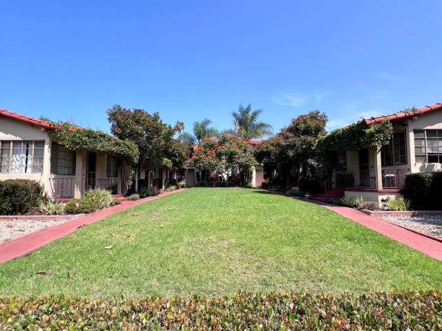 1 BR, 1 BA Apartment 1632 Diamond Street, San Diego, CA 92109