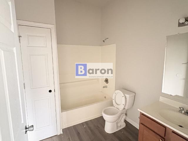 1 BR, 1 BA Apartment 1636 Summit Rd 102, Cincinnati, OH 45237
