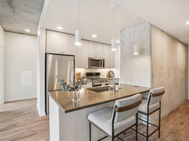 1 BR, 1 BA Apartment 1640 SW Yamhill St Unit 0816, Portland, OR 97205