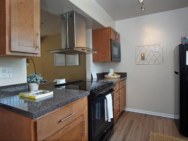 1 BR, 1 BA Apartment 1647 Westminster Drive Unit 208, Naperville, IL 60563