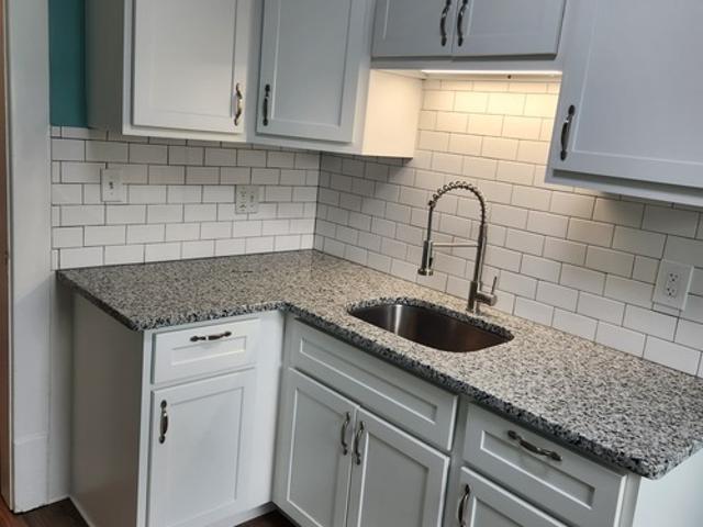 1 BR, 1 BA Apartment 164 8th Street Northwest, Unit 164 upstairs, Barberton, OH 44203
