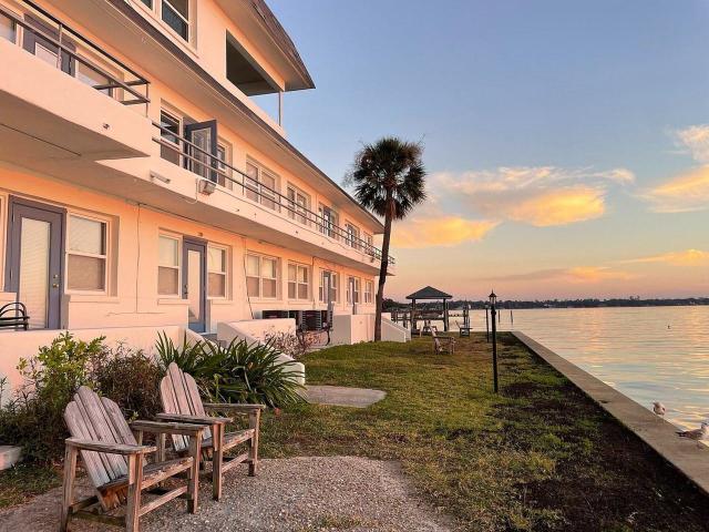 1 BR, 1 BA Apartment 1650 River Road Unit 22, Jacksonville, FL 32207