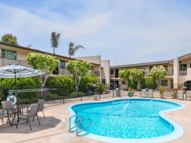 1 BR, 1 BA Apartment 16552 Sell Cir Unit 33, Huntington Beach, CA 92649