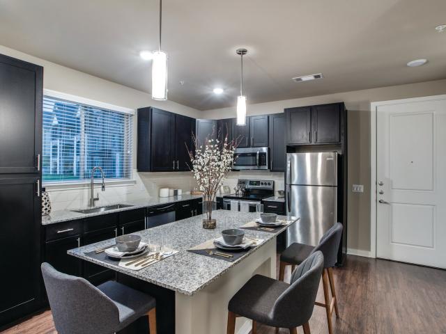 1 BR, 1 BA Apartment 165 Carriage Hills Boulevard Unit 1322, Conroe, TX 77384