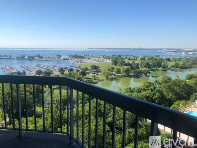 1 BR, 1 BA Apartment 1660 North Prospect Avenue, Unit 1108, Milwaukee, WI 53202