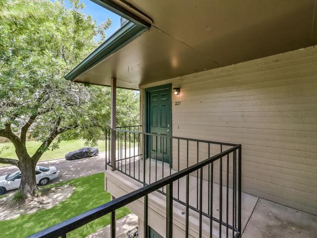 1 BR, 1 BA Apartment 16700 Golf Club Drive Unit F 239, Crosby, TX 77532