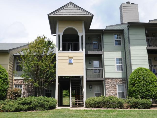 1 BR, 1 BA Apartment 1680 Hendersonville Rd Unit H 11, Asheville, NC 28803