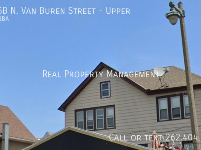 1 BR, 1 BA Apartment 1686B N. Van Buren Street, Milwaukee, WI 53202