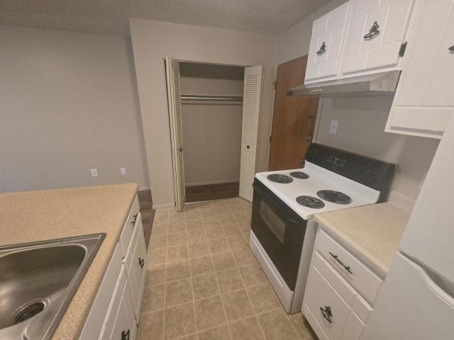 1 BR, 1 BA Apartment 1691 Moore Avenue, Pueblo, CO 81005