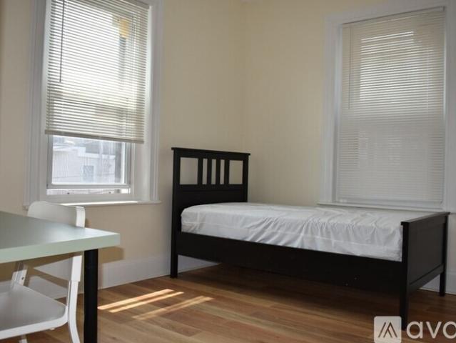 1 BR, 1 BA Apartment 16 Glenville Ave, Unit 2 Room for rent One room, Boston, MA 02134