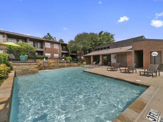 1 BR, 1 BA Apartment 1710 Sam Bass Boulevard Unit 10 1022, Denton, TX 76205