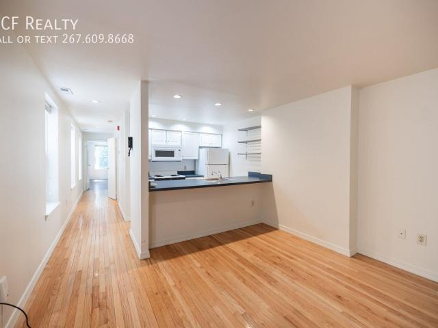 1 BR, 1 BA Apartment 1728 Green Street, Philadelphia, PA 19130