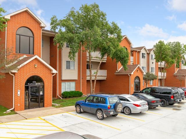 1 BR, 1 BA Apartment 1729 Scarborough Drive Unit 33 3N, Bellevue, NE 68123