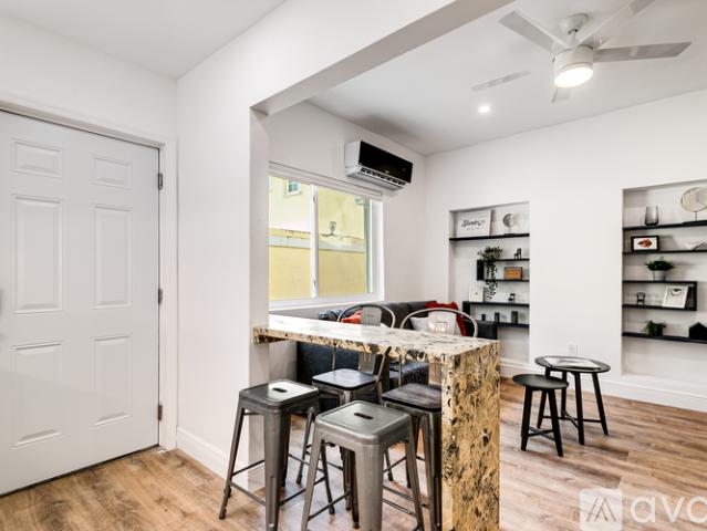 1 BR, 1 BA Apartment 1734 SW 23rd St, Unit 3, Miami, FL 33145