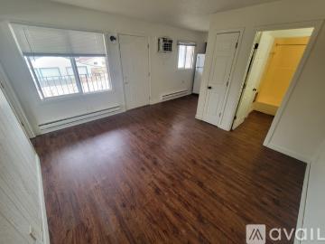 1 BR, 1 BA Apartment 1738 La Cres St, Unit 17, La Crosse, WI 54603