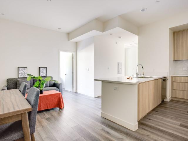 1 BR, 1 BA Apartment 1751 Malcolm Avenue Unit 307 3 Shared Bathroom, Los Angeles, CA 90024