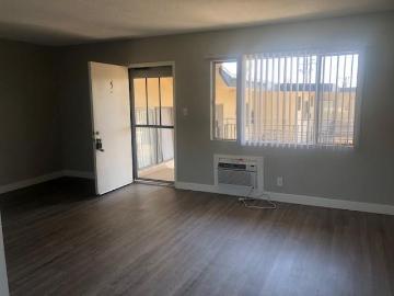 1 BR, 1 BA Apartment 1755 Malvern Unit 02, Fullerton, CA 92833