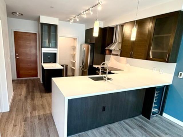1 BR, 1 BA Apartment 1760 North 56th Street, Unit 604, Seattle, WA 98103