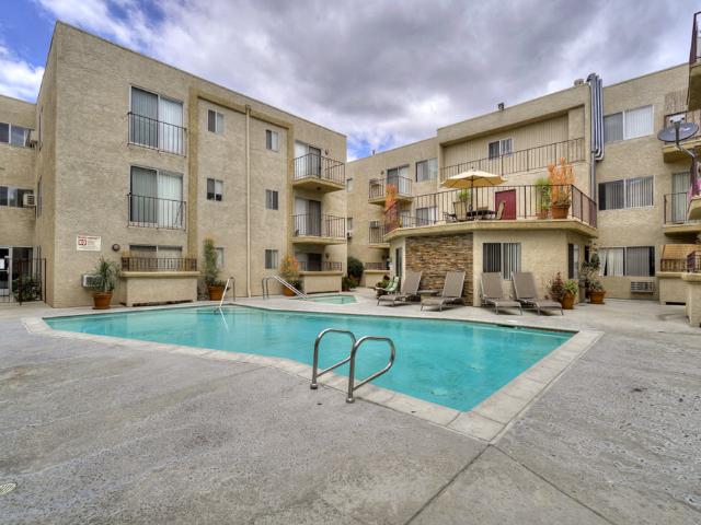 1 BR, 1 BA Apartment 17819 Merridy St Unit 231, Northridge, CA 91325