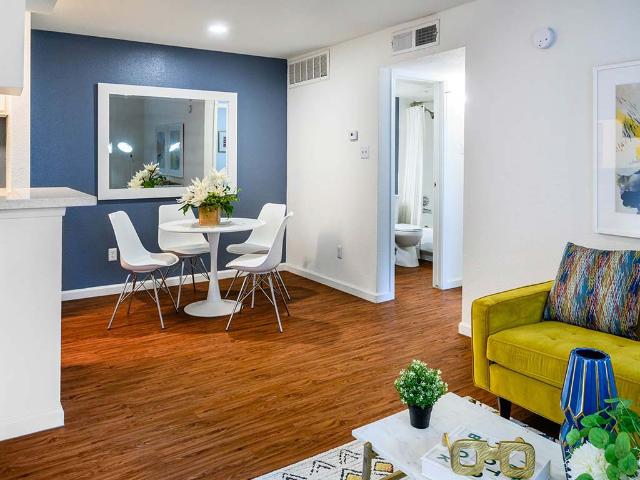 1 BR, 1 BA Apartment 1800 El Paseo Street Unit 705, Houston, TX 77054