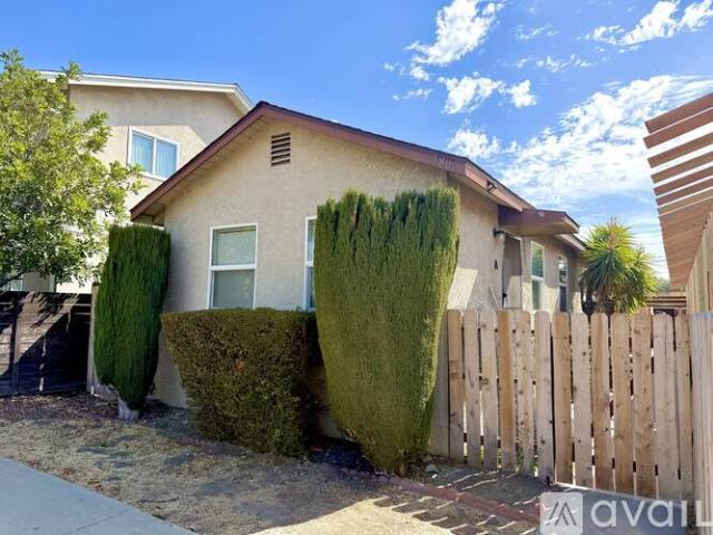 1 BR, 1 BA Apartment 180 S 2nd Ave, Unit A, Upland, CA 91786